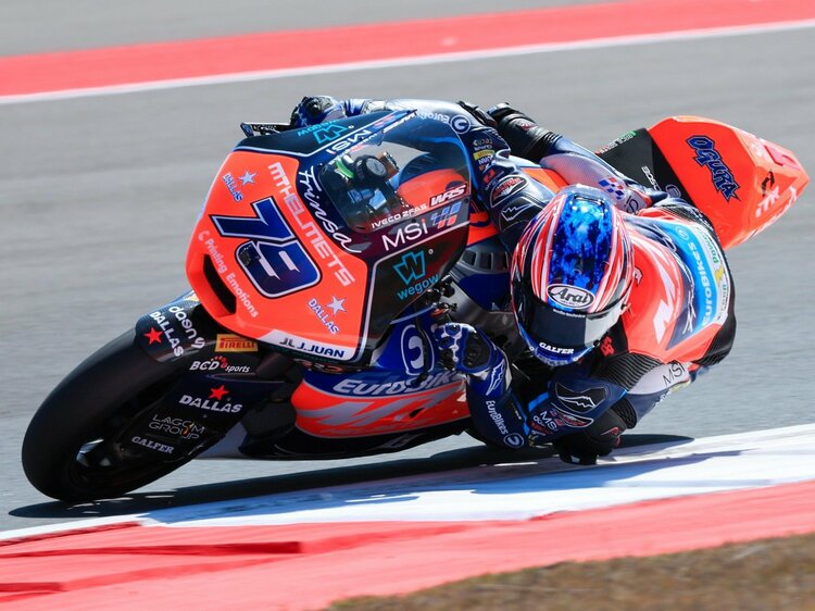 Moto2♯79 AI OGURA チャンピオン記念シャツ 日本未発売 XXS Moto2♯79 AI OGURA チャンピオン記念シャツ 日本未発売 XXS