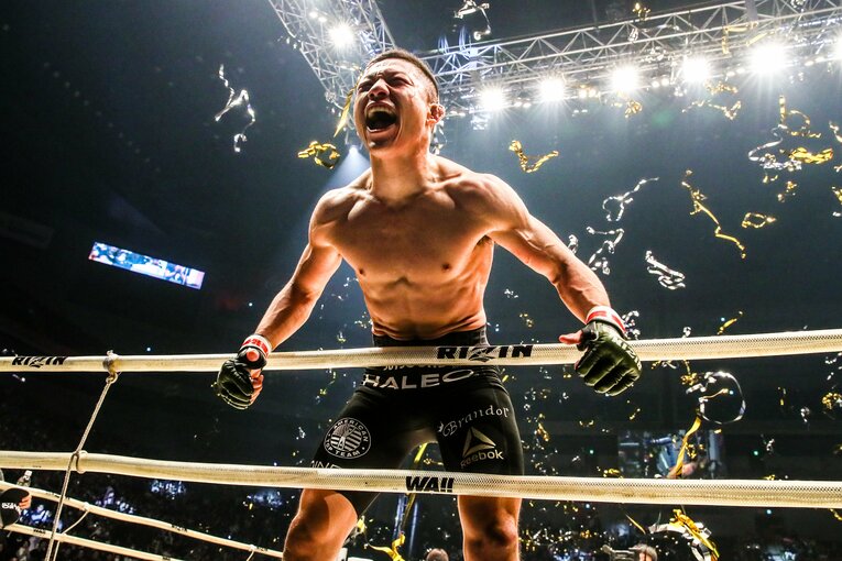 堀口恭司はRIZINバンタム級トーナメントの決勝で石渡伸太郎をKO。元UFCトップファイターの実力を満天下に示した　©RIZIN FF Susumu Nagao