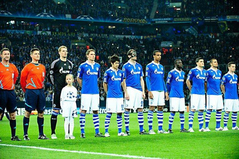 叫ぶ内田篤人、目を閉じる内田篤人。写真で振り返る「22番」の冒険記。(10) ／ photograph by Itaru Chiba