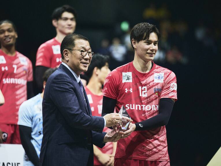 高橋藍（サントリーサンバーズ大阪）　©︎Yuki Suenaga