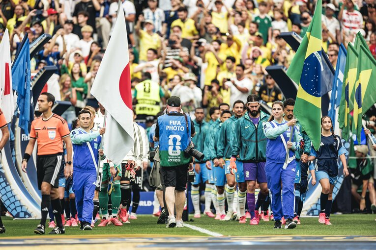 テレビに映らなかったブラジル戦真相…写真は右に続きます　©Kiichi Matsumoto/JMPA