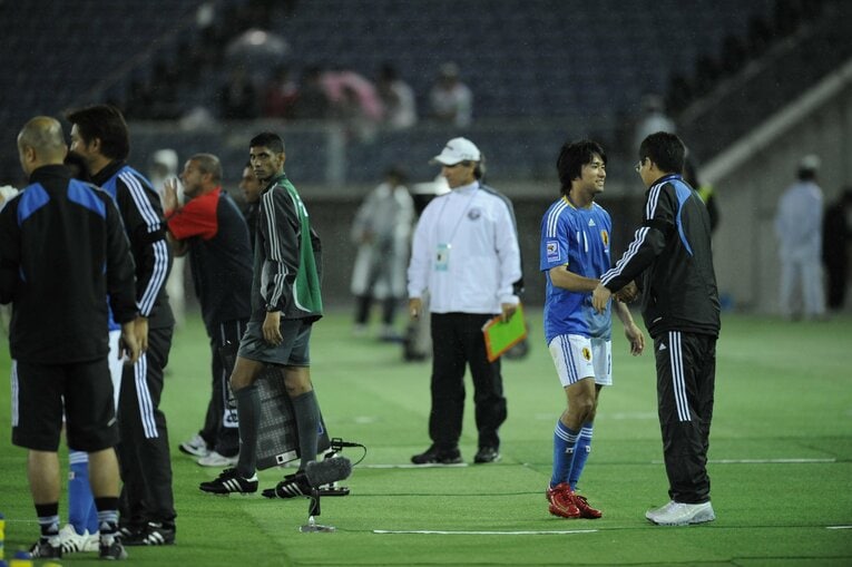 玉田圭司、岡田武史（2008年南アフリカW杯予選）©︎Takuya Sugiyama