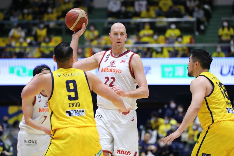 川崎のビッグラインナップの要であるニック・ファジーカス。自身の得点に加えて、周囲へのアシストも光る