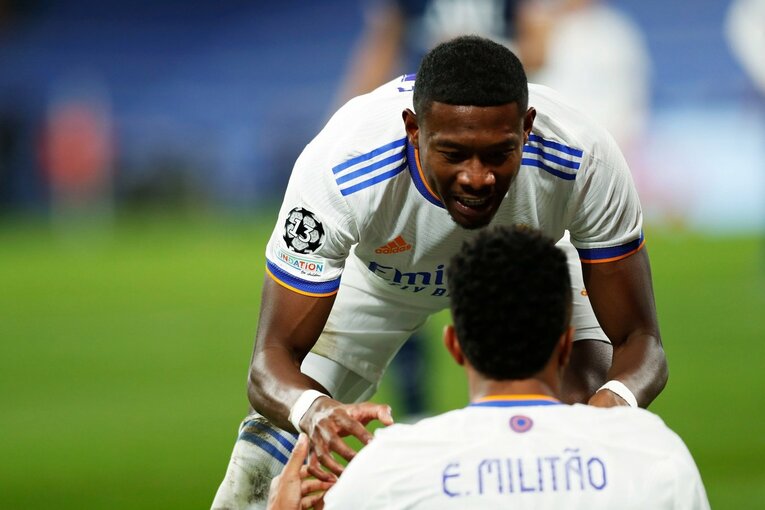 PSGメッシらをサポーターが威圧…CLベスト16でレアル大逆転勝利の背景＜翌日、カンプノウではなぜかバルサの守護神にブーイング＞(27)