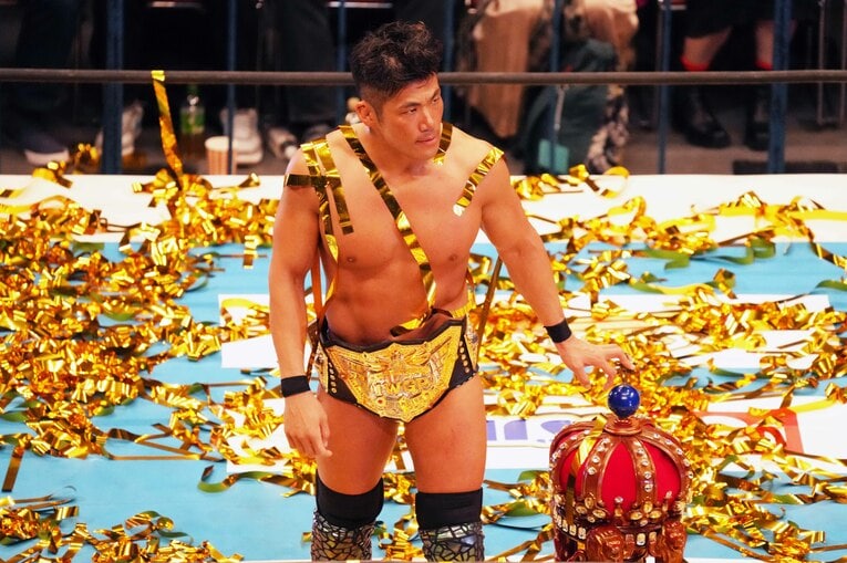 団体最高峰のベルト巻いたSANADAだが、「新しい景色」を見せるには至っていない