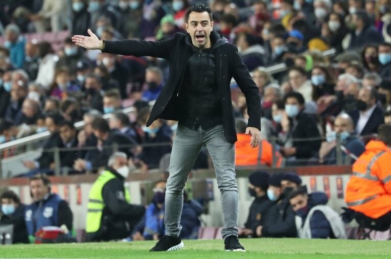 窮地のバルサを救うべく監督に就任したシャビは、エスパニョール戦で初采配を振るい見事に勝利をもたらした ／ photograph by Getty Images