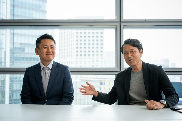 特等席で箱根駅伝を見続ける日本テレビ平川アナウンサーと蛯原アナウンサー。彼らが伝えたい、箱根駅伝中継の面白さと第101回大会の展望(5)