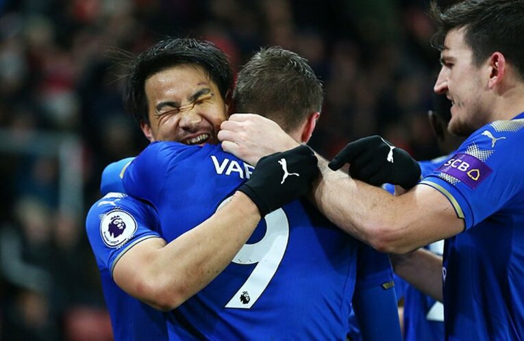 岡崎慎司は現地でも絶賛なのに……。レスターで6ゴール、謎の控え扱い。(2)