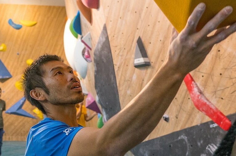 ルートセッティングの第一人者として活躍する岡野氏。東京五輪では「リード」の課題づくりを担うことが決まっている。 ／ photograph by Hiroshi Okano