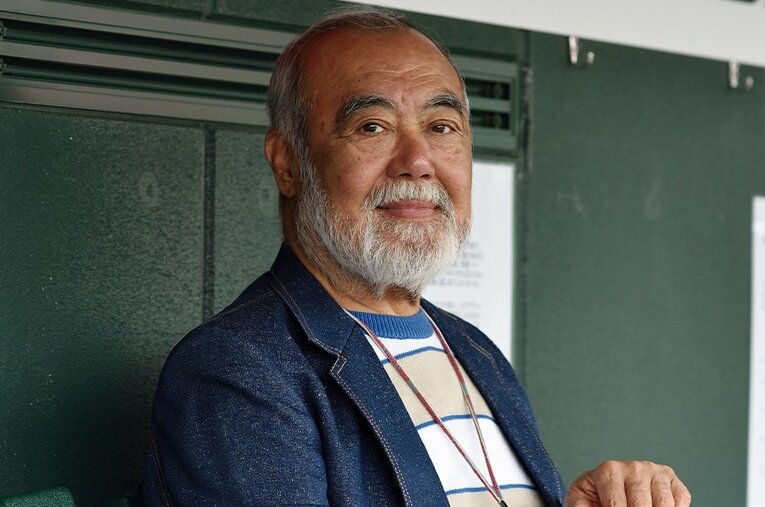 カープや阪神で活躍した安仁屋宗八さん。沖縄出身初のプロ野球選手として知られるレジェンドの半生とは ／ photograph by BUNGEISHUNJU