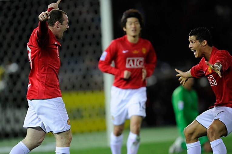 2008年クラブW杯、ロナウドと喜ぶ（中央はパク・チソン）©Takuya Sugiyama