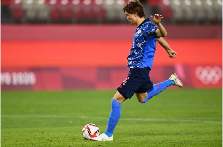 2人目の板倉©Takuya Kaneko/JMPA