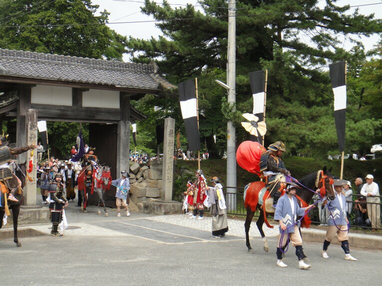 2011年7月の相馬野馬追でのマイネルアムンゼン