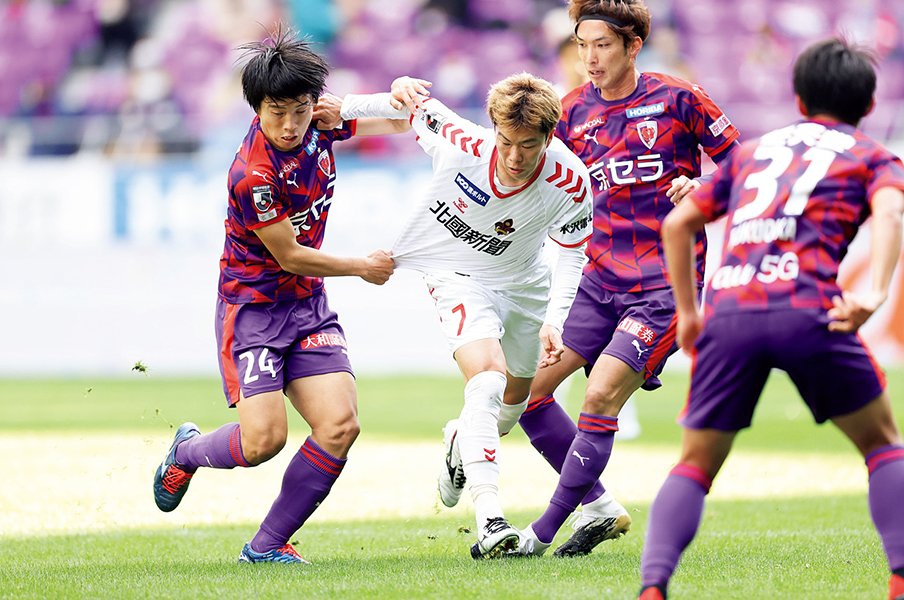 風の如く、火の如く――。川崎颯太が拓く熱き出世道。<Number Web> photograph by J.LEAGUE