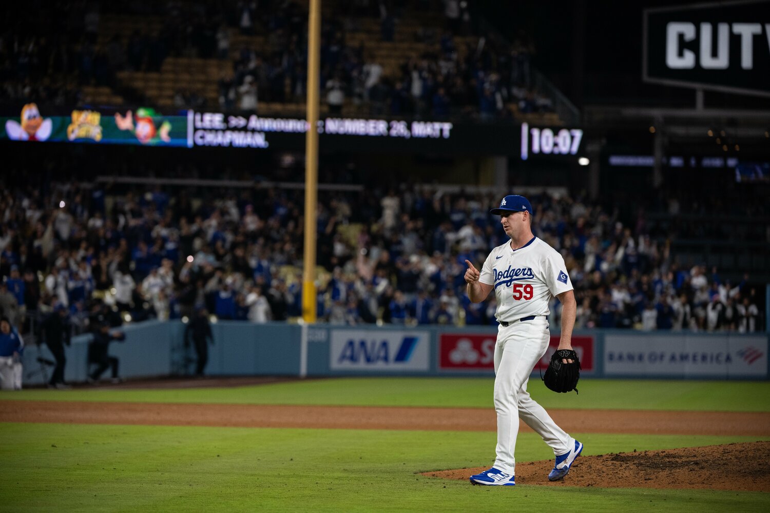 クローザーのフィリップスも大谷の英語力に驚いた1人だ　©Nanae Suzuki