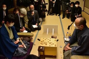 【衝撃】「ええええっ！」渡辺明vs藤井聡太の“シーソー神局”に「解説棋士まで息切れ…」現地取材で震えた話