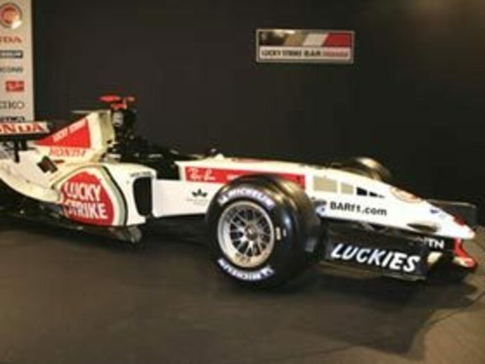 スペインへ、ニューマシンに会いにゆく＜Number Web＞