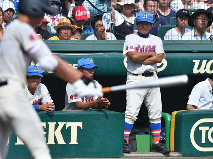 甲子園の写真は、撮れなかった。花咲徳栄・岩井監督の優勝方法。<Number Web> photograph by Hideki Sugiyama