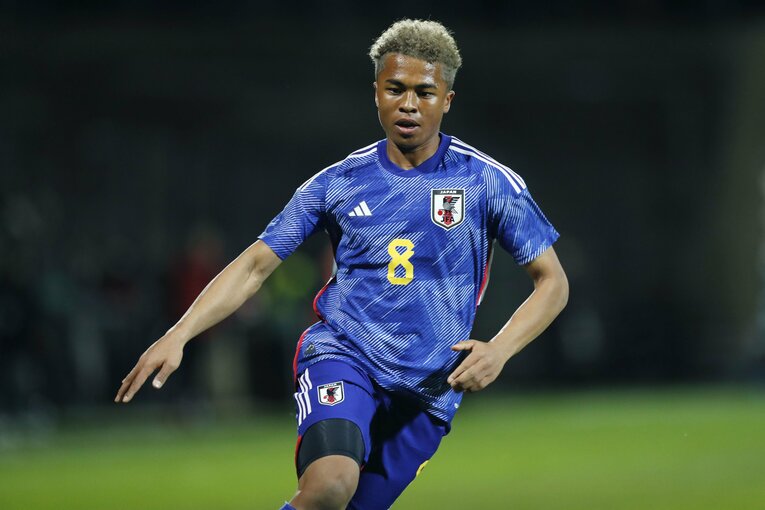 「CLやELに出ているドイツ有望株のフィジカルに負けず…」パリ世代日本代表を撮って感じた“肉体とハートの充実ぶり”(60)