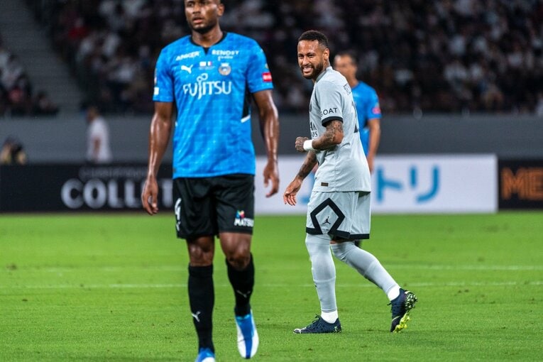 日本ツアーでのネイマール　©Sports Graphic Number