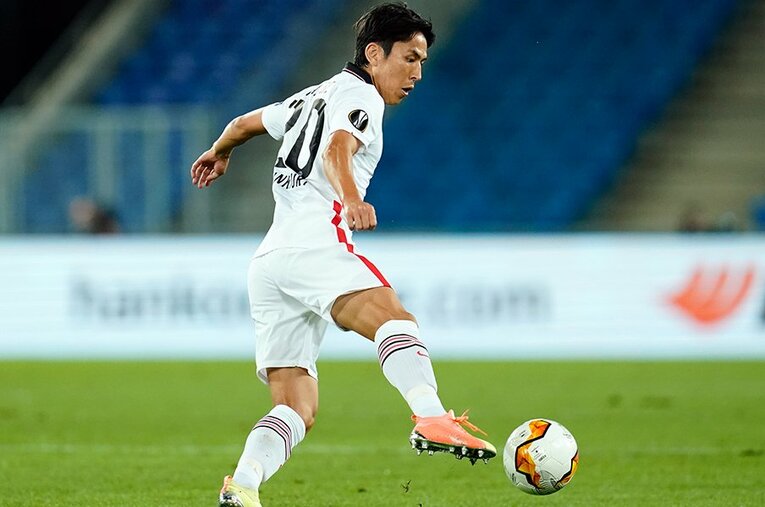 長谷部誠のプレーは、日々円熟している印象だ ／ photograph by Getty Images