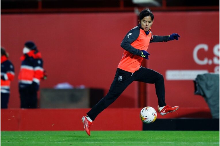 「クーボ！ クーボ！」大歓声が何度も… 久保建英を撮影カメラマンが見た希望の光《古巣ヘタフェからも復帰祝い》(15)