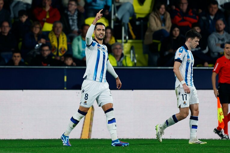 久保建英22歳「思いっきり叫んだら…」“動画に映らない”絶妙なゴール直前の判断「タケが決めて2－0で勝つよ」サポの期待を超えるMVP(11)