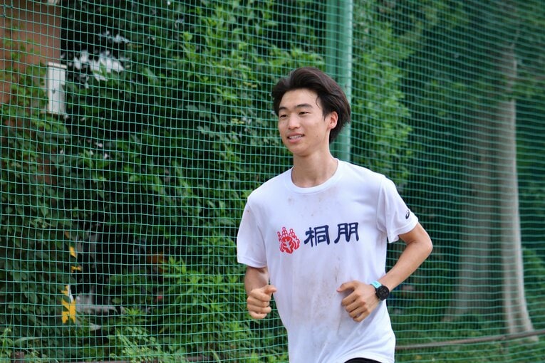 桐朋高時代の吉澤。受験期でも自身の体で「実験」をしていたそう　©Hideki Sugiyama