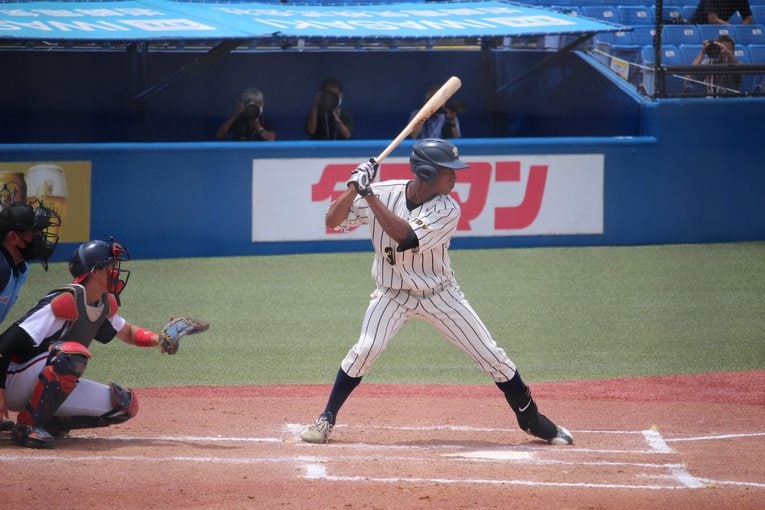 全日本大学野球選手権で西武1位・隅田知一郎からホームランを放つブライト健太　©︎Yu Takagi