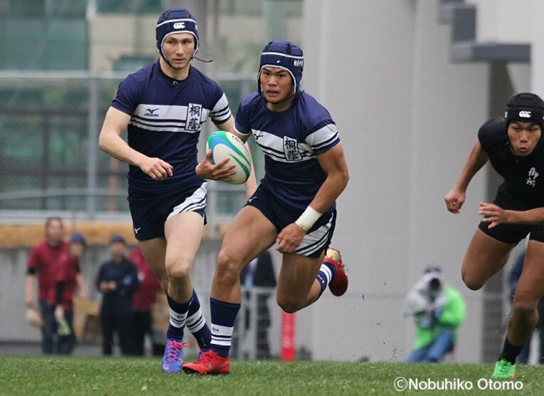 田村優がつないだ「10番」は誰に？頼もしい、若き司令塔たちの躍動。(5)