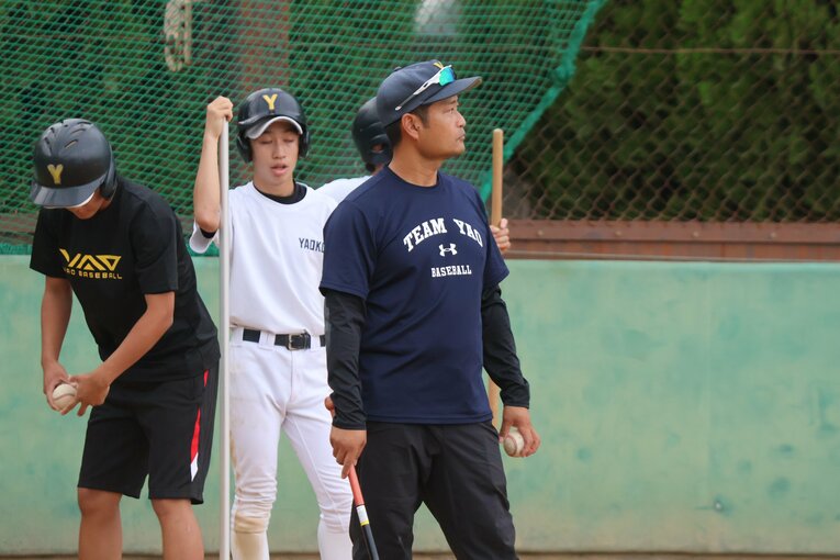 八尾高校の長田監督　©Fumi Sawai