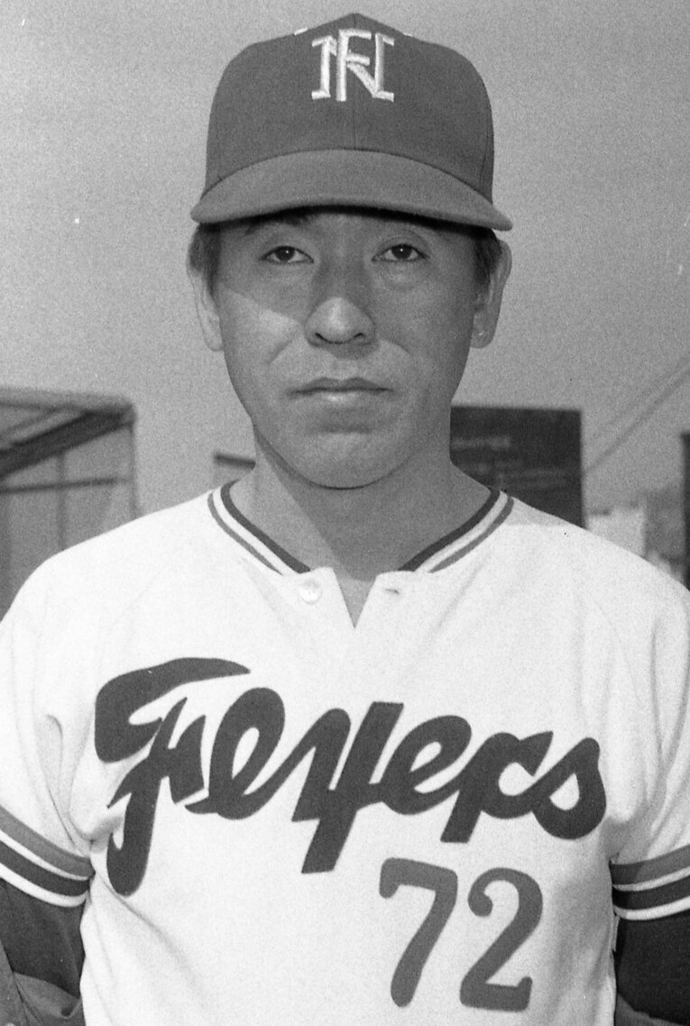 コーチ時代の毒島　©JIJI PRESS