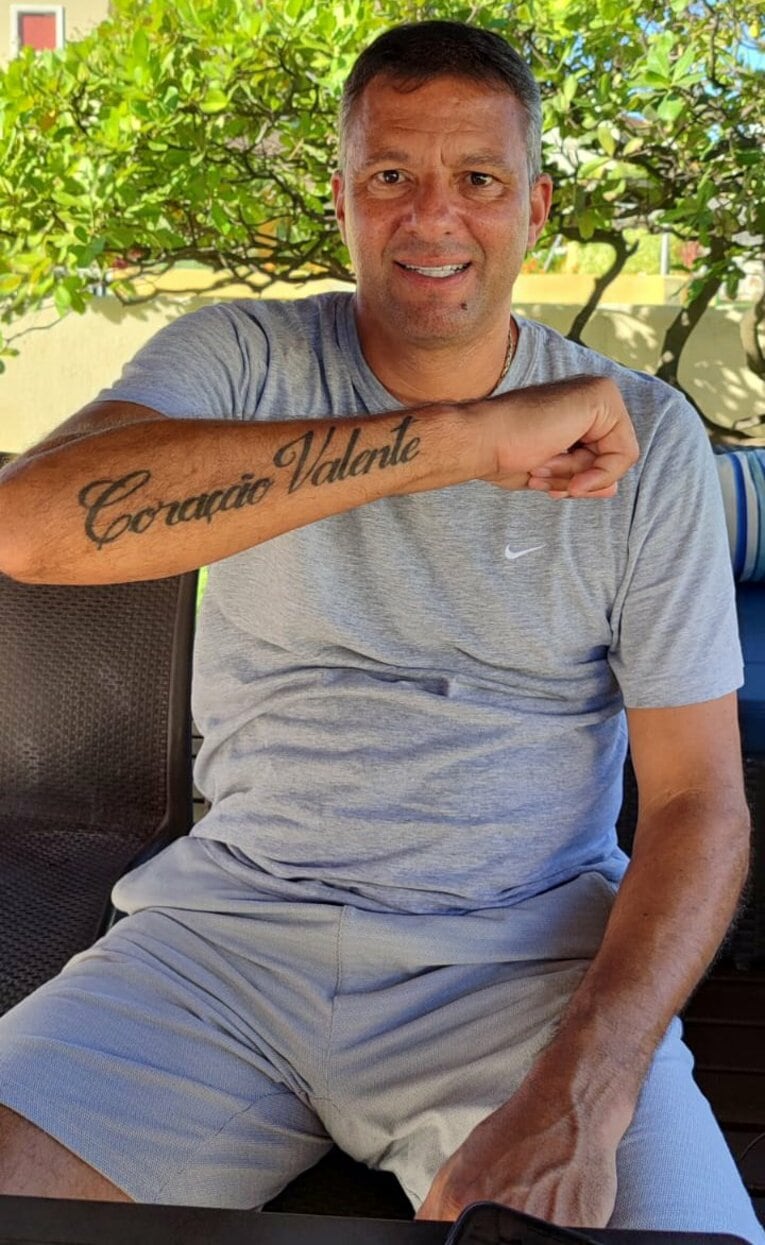 右腕に自身の代名詞である「コラソン・ヴァレンチ」のタトゥー　©Hiroaki Sawada