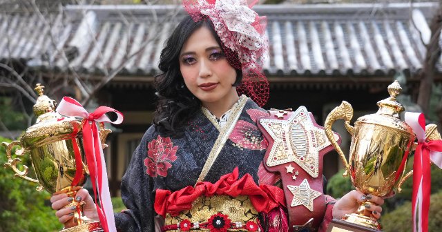 【極美品】 ざぁーす【The Arth】床上手 レスラー プロレス大賞MVP”上谷沙弥がOZAWA発言を一刀両断「グチグチうるせえよ