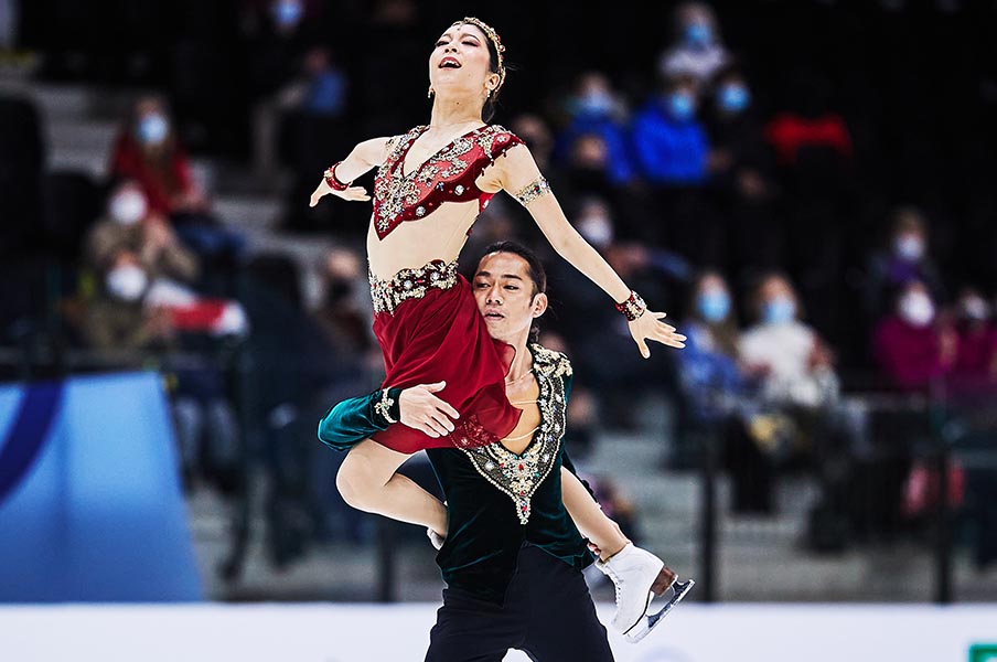 全日本選手権の“失望”を乗り越えて…アイスダンス村元&高橋が明かした“来シーズンへの本音”「まだ違う景色を見てみたい」<Number Web> photograph by Getty Images