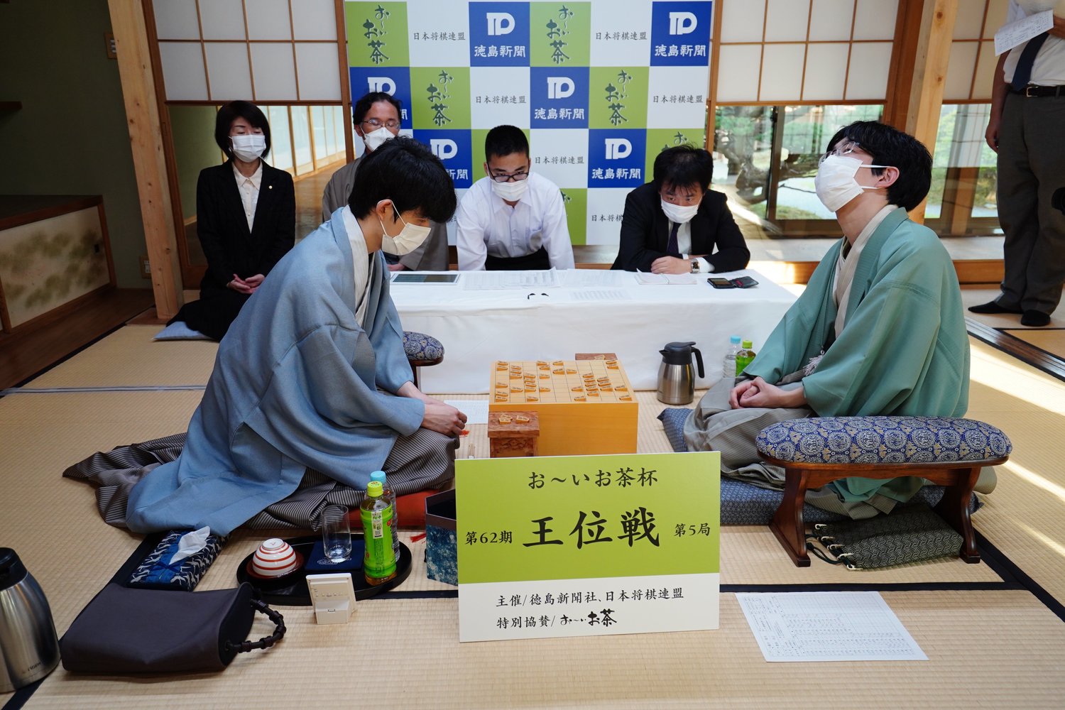 王位戦第5局　©日本将棋連盟