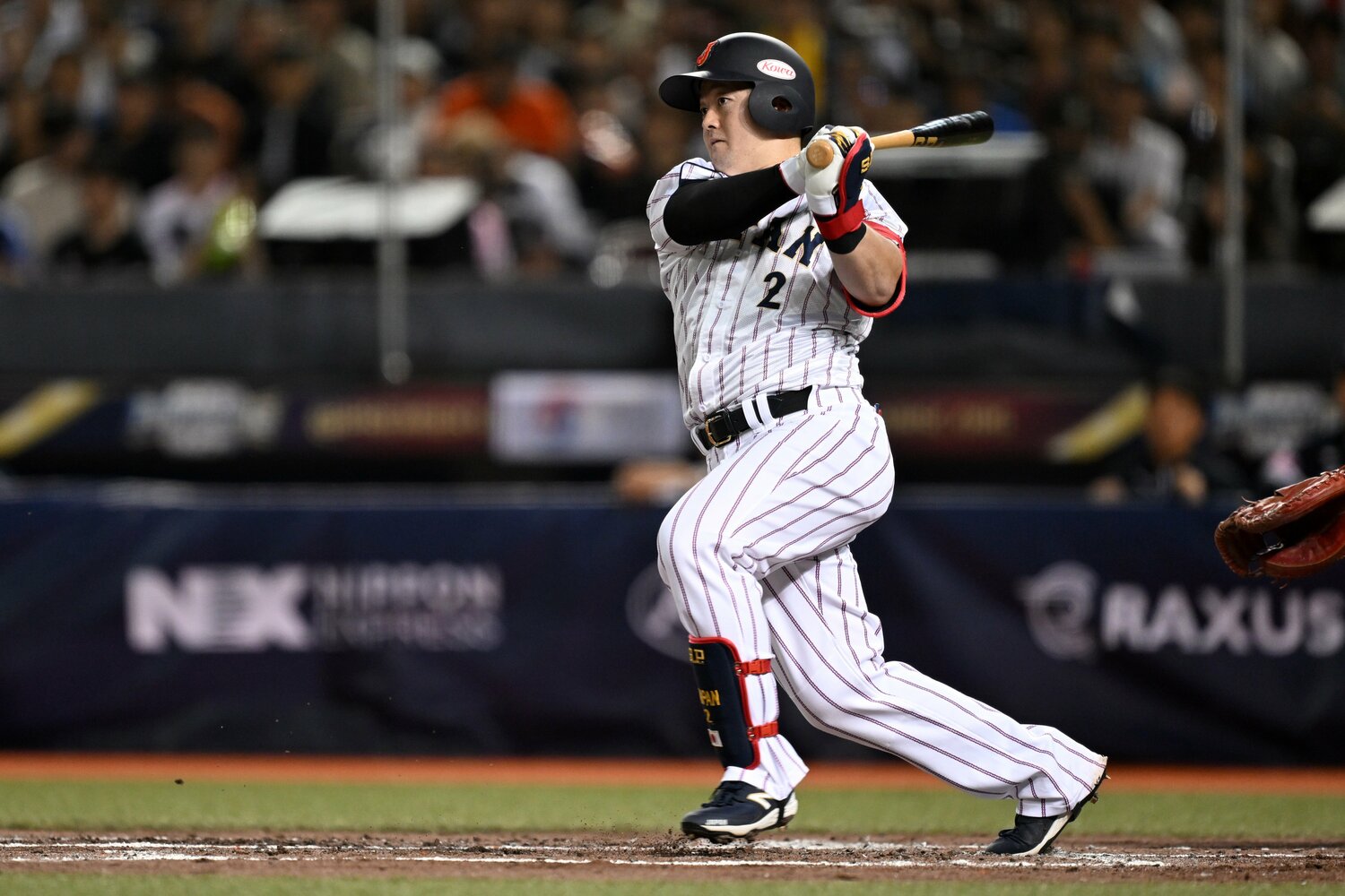 今回のプレミア12では6番打者として勝負強さを発揮している牧秀悟　©︎Getty Images