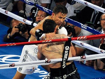 村田諒太の前途を阻む、カザフスタンの実力者。~ミドル級最強の敵・ゴロフキン~<Number Web> photograph by BOXING BEAT