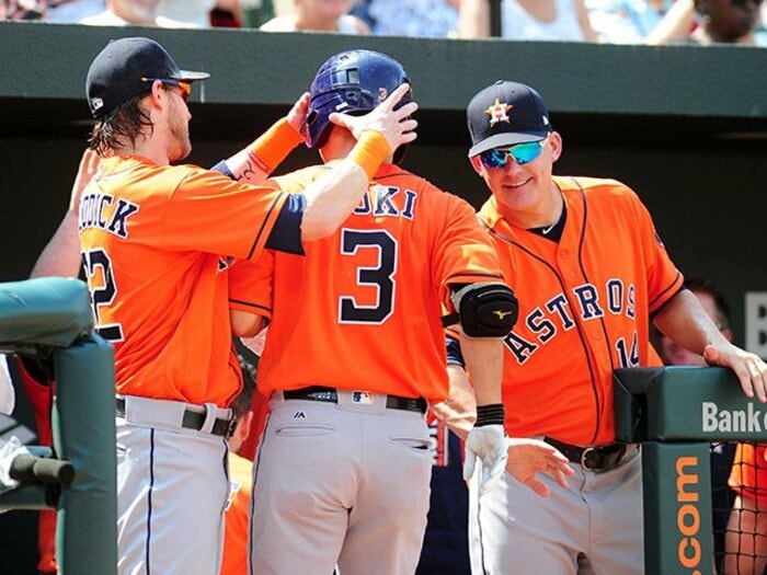 サイン盗み問題で謹慎処分になり、それでも堂々と謝罪した男の誇り。＜Number Web＞ photograph by Reuters/AFLO