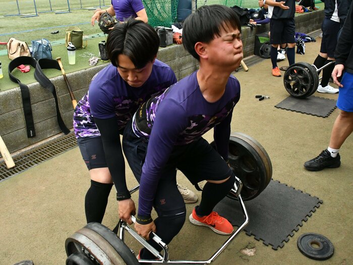 異色の筋トレ動画が100万再生超…29歳若手監督が率いる“ナゾのマッチョ野球部”の正体「甲子園を目指すため、フィジカル中心に振り切りました」＜Number Web＞ photograph by Zen Suzuki