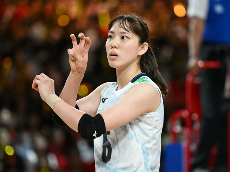 バレーボール女子日本代表ガチャ 第4弾・第5弾 関菜々巳 バレーボール女子日本代表ガチャ 第5弾 関菜々巳 ステッカー2枚