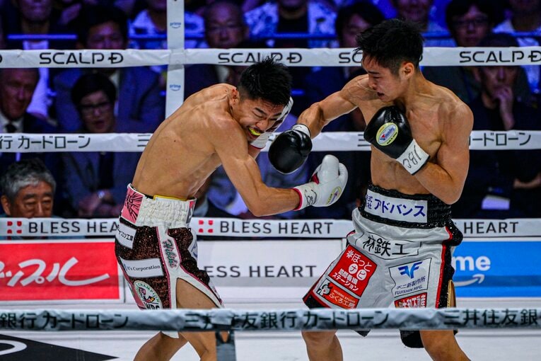 カウンターの右をヒットさせる西田凌佑　©Takuya Sugiyama