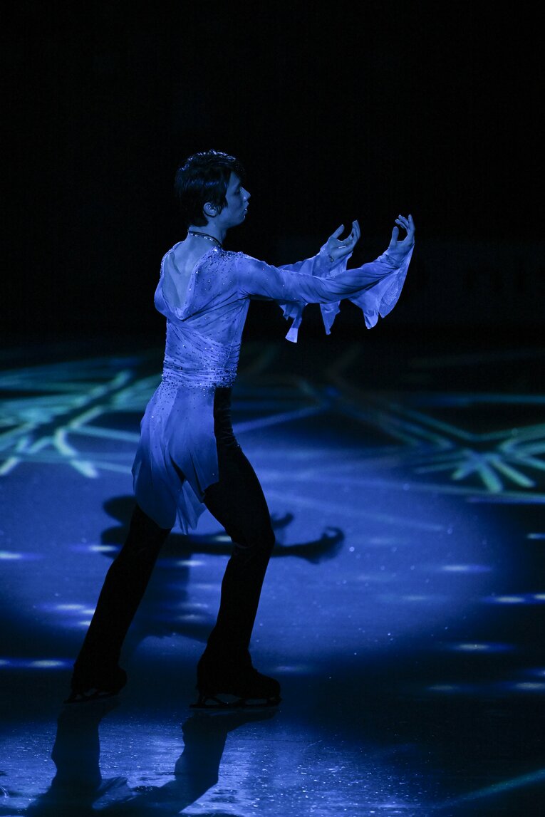 「1番、羽生結弦さん」“企画もプロデュースも出演も”羽生結弦…記者が驚いたプロ初のアイスショーの中身「まさか90分を1人で…」(33)