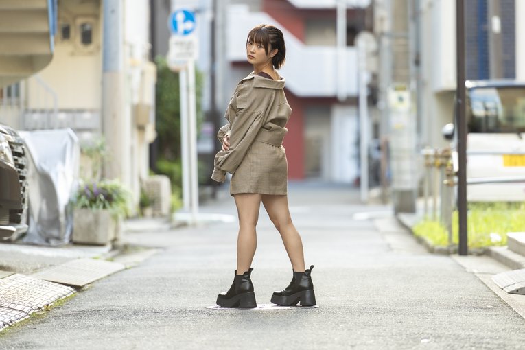 “リングの妖精”なつぽいの私服姿