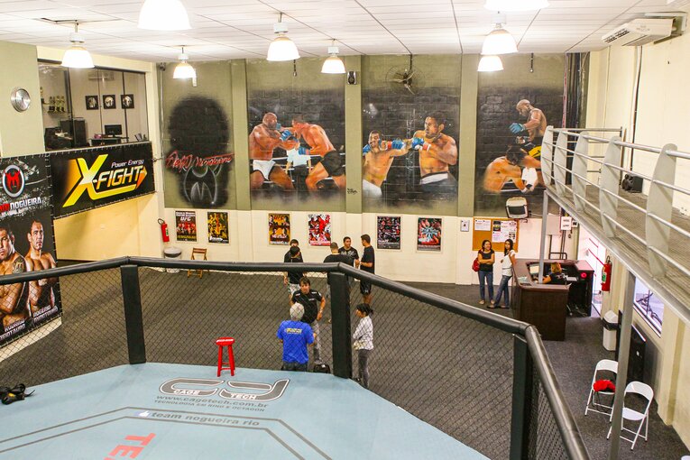 アカデミーの内観