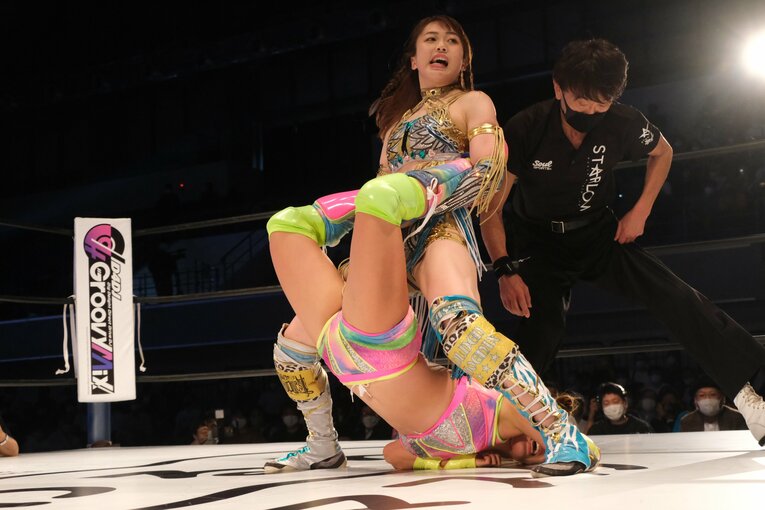 「プレッシャーも凄かったはず」フワちゃんデビュー戦で見えた“プロレスへの本気度”…師匠が明かす舞台裏「100点満点。努力の成果です」(24)