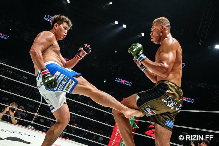 『RIZIN.54』エドポロキングvs.上田幹雄　©RIZIN FF