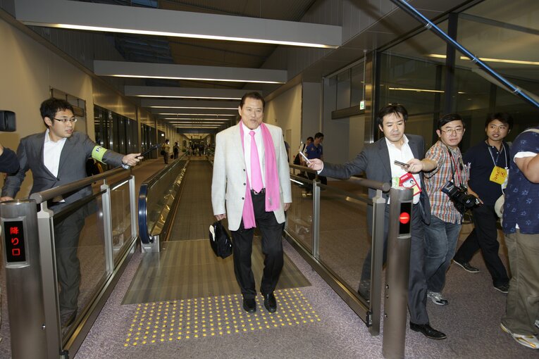 2009年、北朝鮮から帰国したアントニオ猪木　©Shiro Miyake