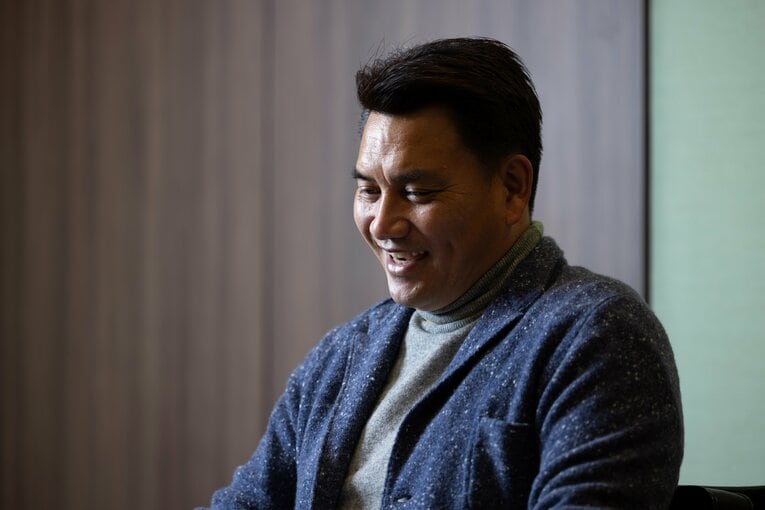 NumberWebのインタビューに応じた井口氏　©Tatsuo  Harada