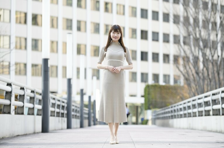 史上初めて“JRAの場内実況”を担当した女性アナウンサー「ファンのあたたかさに救われた」藤原菜々花26歳が語る“デビュー戦”の舞台裏(17)